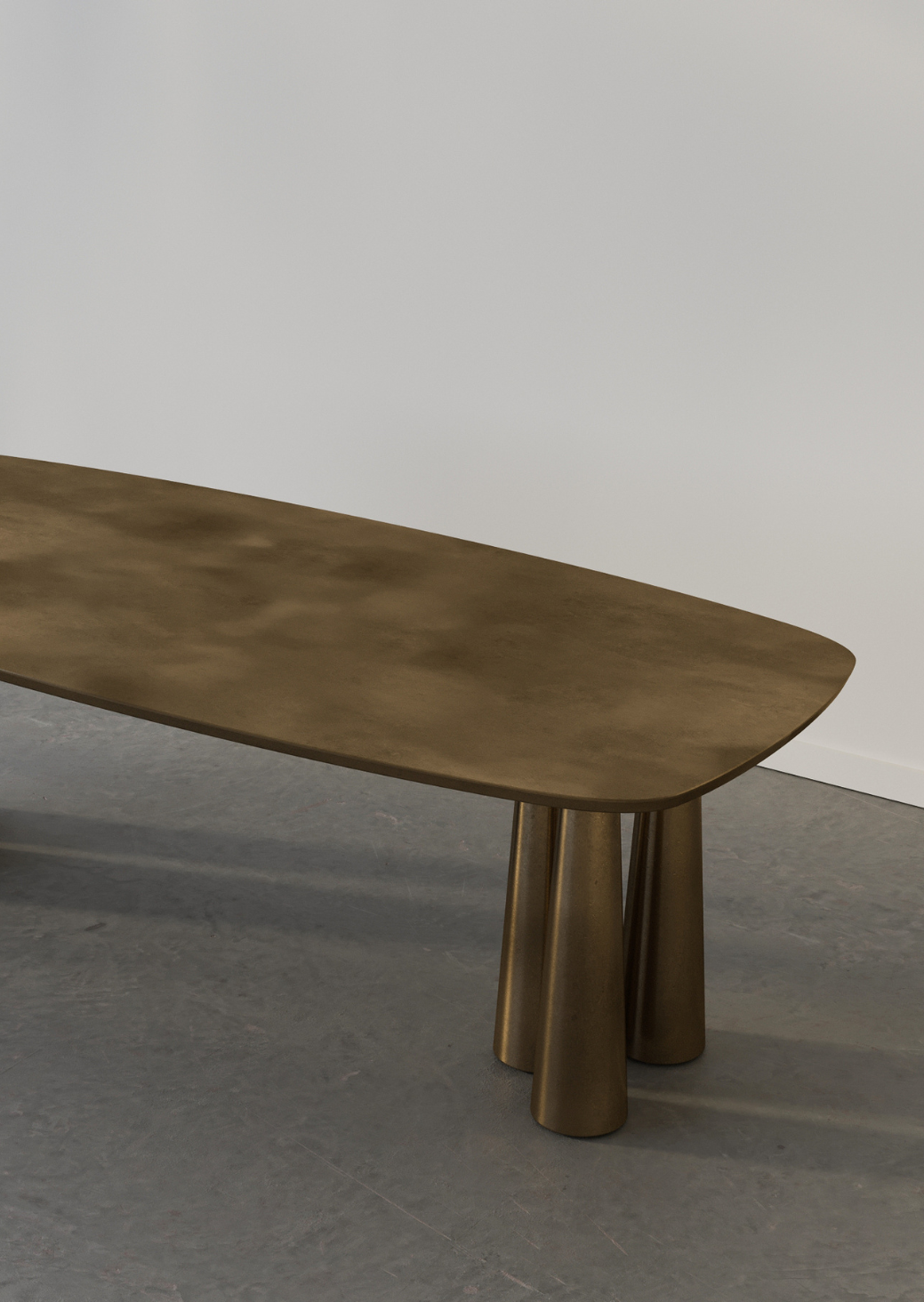 Bold Table limited edition mid-century inspired collectible dining table in brass

Bold Table six tapered legs close-up, handcrafted in Australia