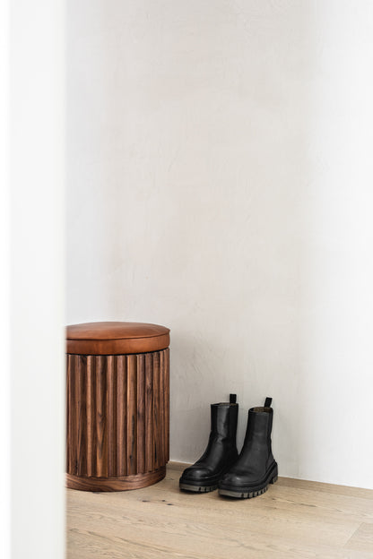 Underline Stool – sculptural side table in American Oak with leather top